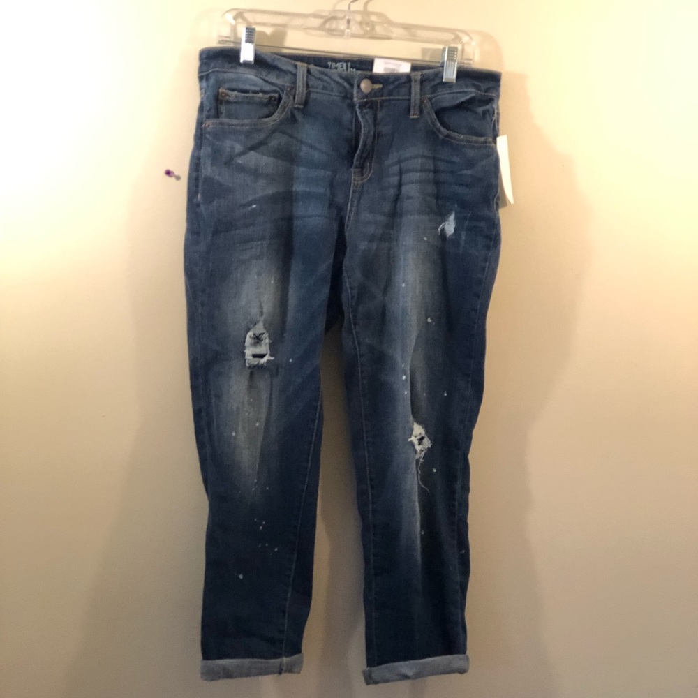 Destroyed Cuffed Cropped Denim